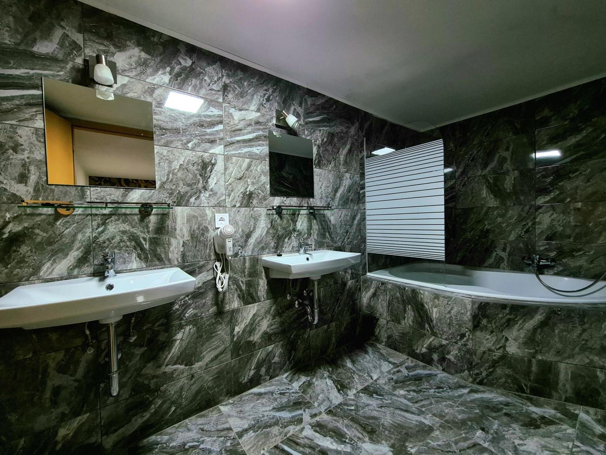 Anita Apartman Sopron Dış mekan fotoğraf